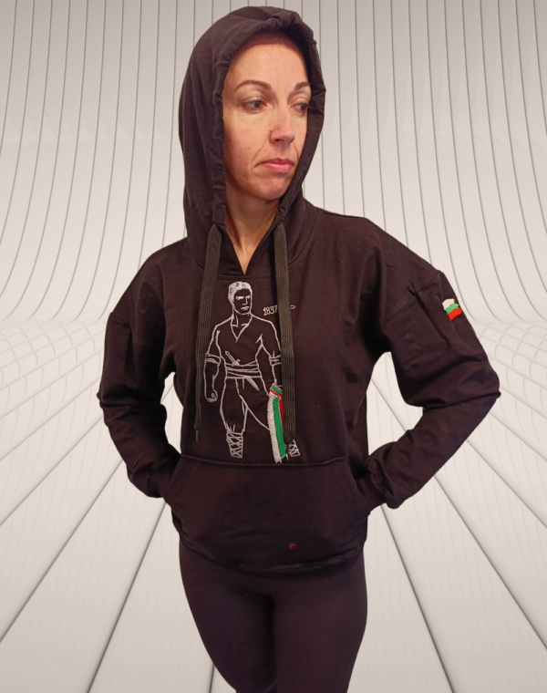 ДАМСКИ СУИТШЪРТ ЛЕВСКИ  БРОДЕРИЯ