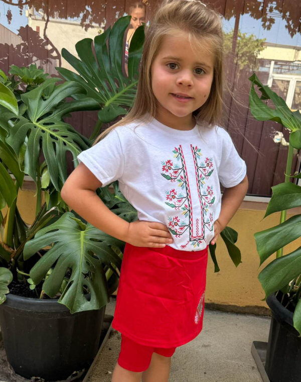 ДЕТСКА ТЕНИСКА -ШЕВИЦА БРОДЕРИЯ (БЯЛО 10-4)