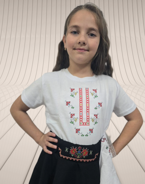 Second image of ДЕТСКА ТЕНИСКА -ШЕВИЦА БРОДЕРИЯ (БЯЛА 8-2)